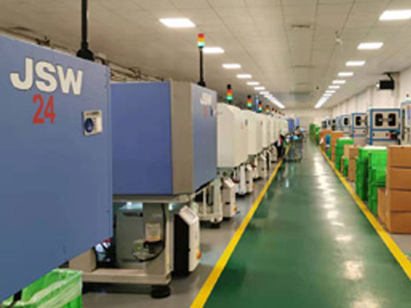 打造我国塑料机械无人智能化车间